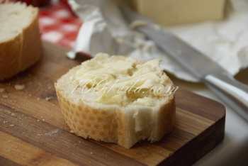 Итальянские бутерброды-брускетты с клубникой (2 рецепта): рецепт с пошаговым фото